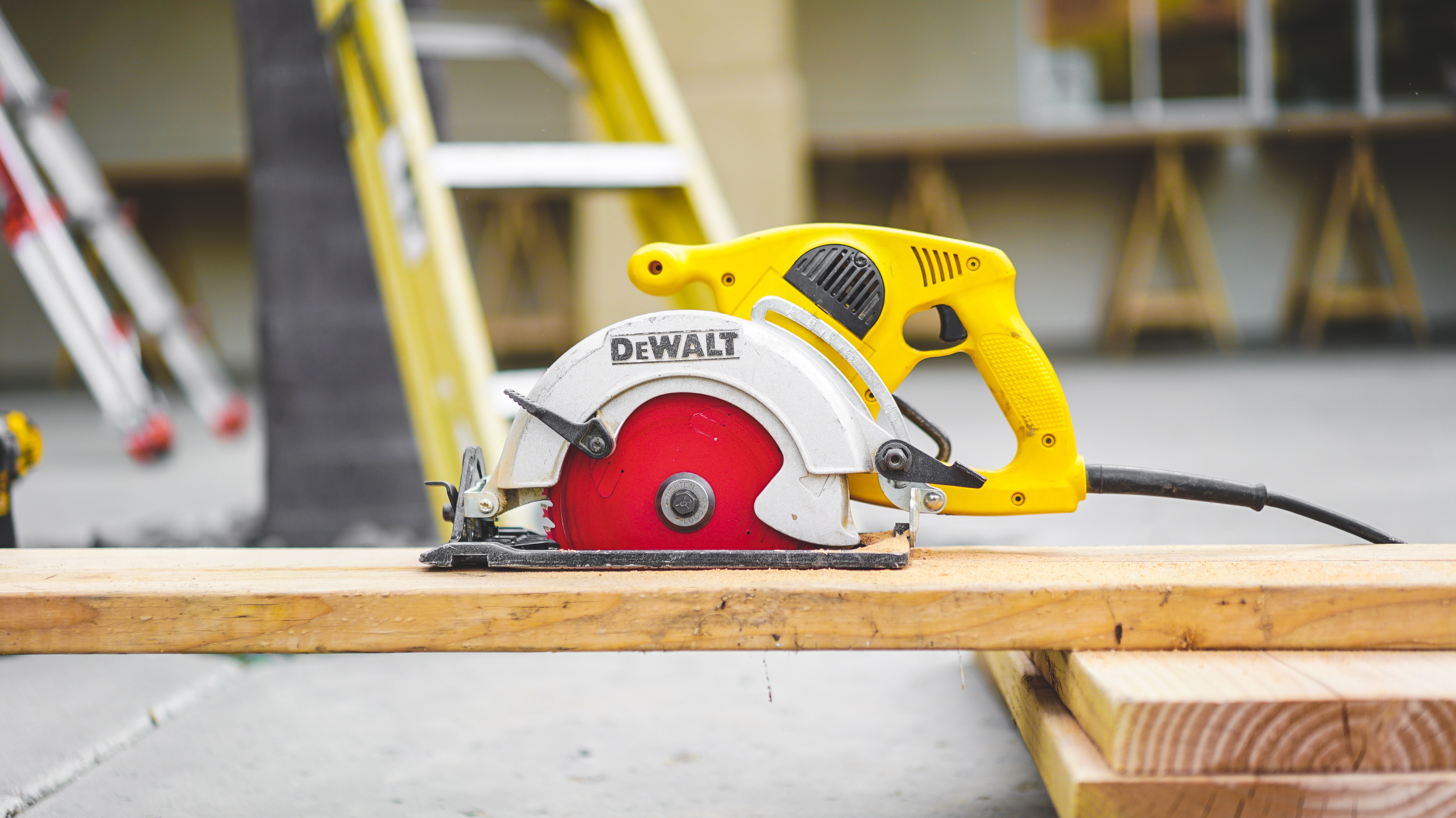 Stock image of a circular saw that PawnMore may potentially buy